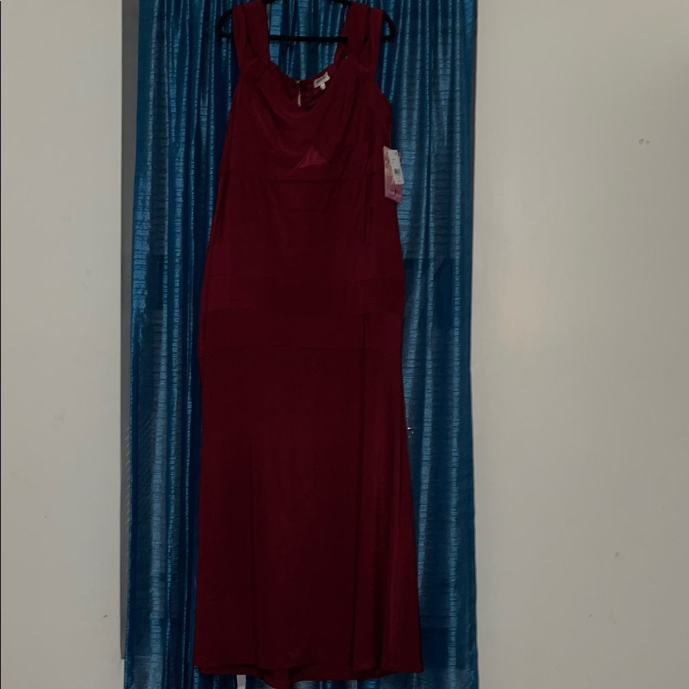 Emerald Sundae Red Halter Sheath Maxi Dress